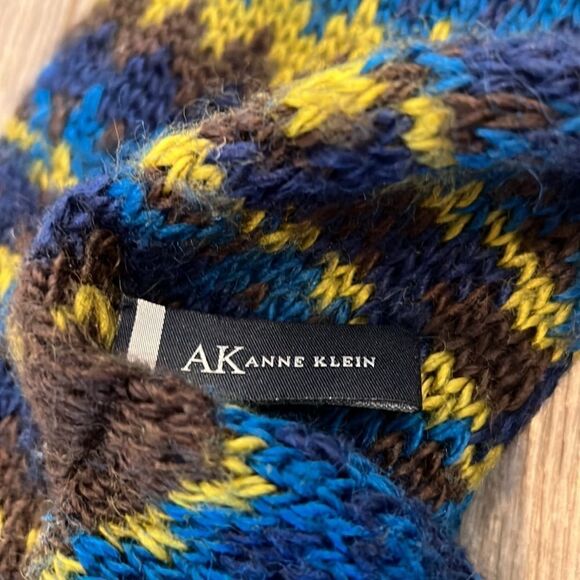 Ann Kline Infinity Scarf - Picture 2 of 6